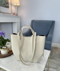 Alternative view of Skórzana torebka BIG LUCY/ bardzo jasny beż