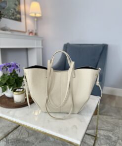 Skórzana torebka BIG LUCY/ bardzo jasny beż