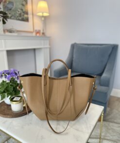 Alternative view of Skórzana torebka BIG LUCY/ camelowy orzech