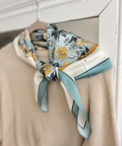 APASZKA JEDWAB 100% MINT SUMMER