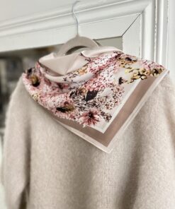 Alternative view of APASZKA JEDWAB 100% sweet garden