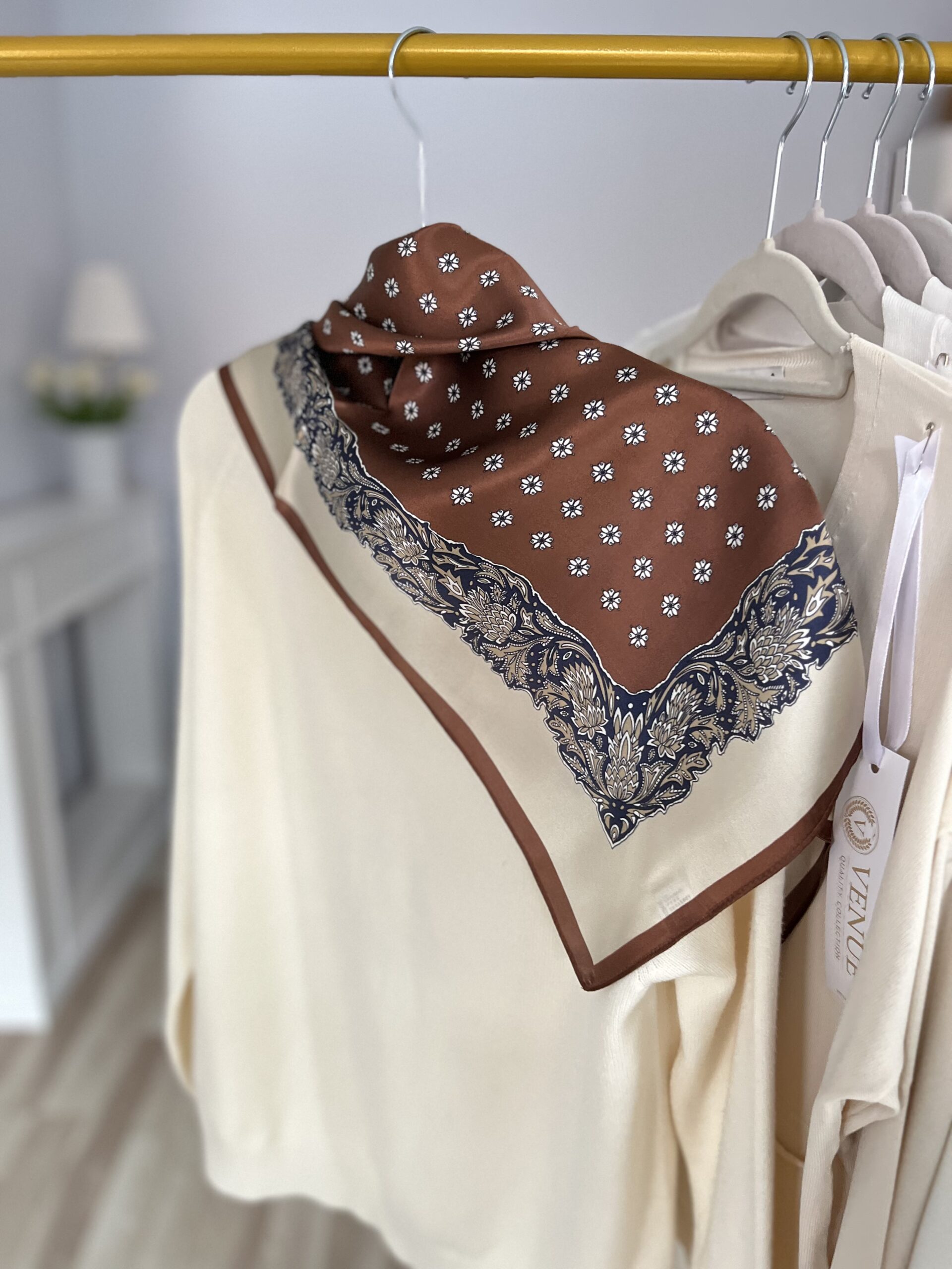 APASZKA JEDWAB 100% SILLA - obrazek 3