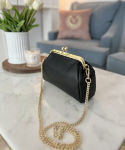 Alternative view of Skórzana torebka LINDA/ klasyczna czerń