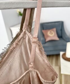 Alternative view of TOP MIST /pudrowy róż