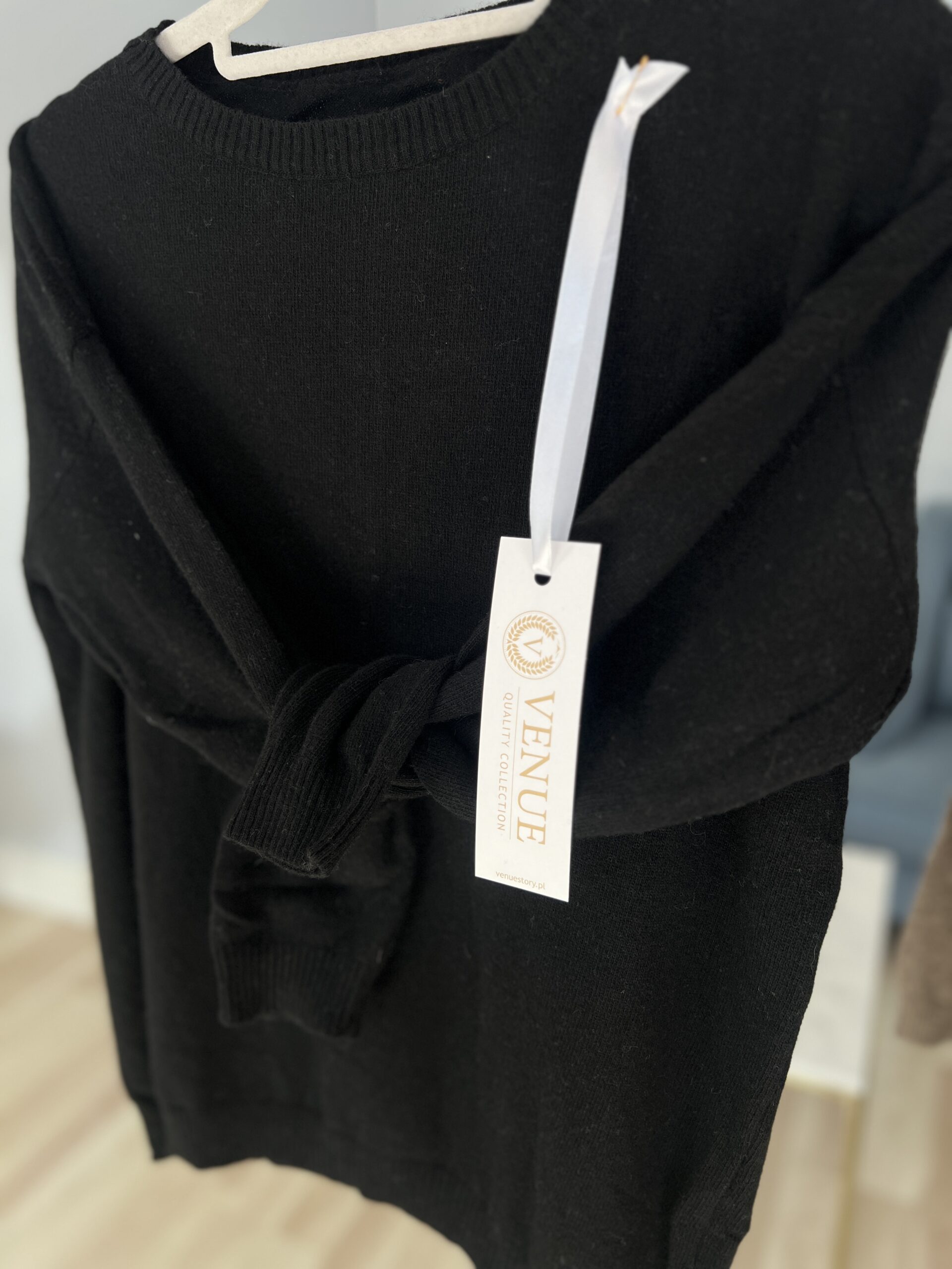 Sweter MIA/ czerń - obrazek 2
