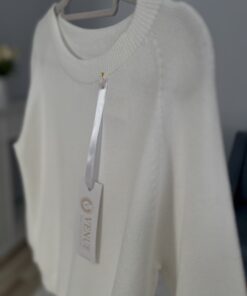 Alternative view of Sweter MIA/ biel