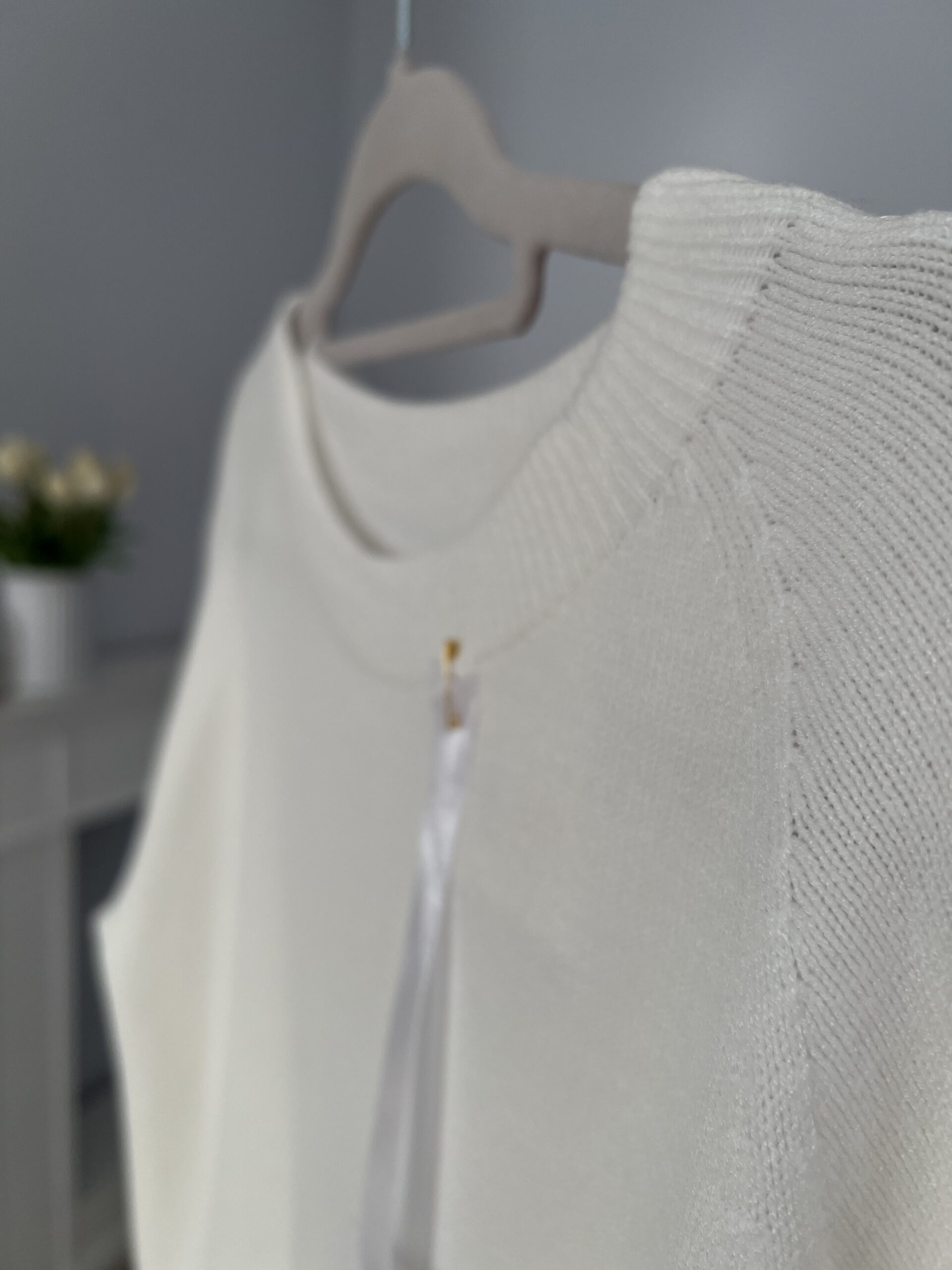 Sweter MIA/ biel - obrazek 3